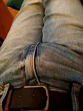 Snapshot of PetePro1989 chatting on 02/10/25, 05:52 PetePro1989 online show from 02/10/25, 05:52