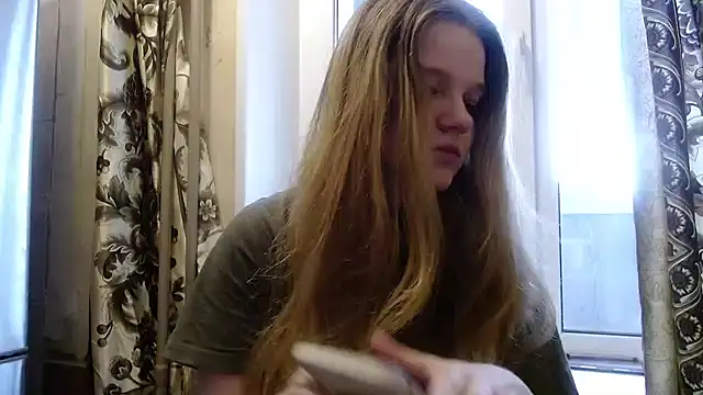 Snapshot of -MimmiLissa- chatting on 10/16/25, 12:28 -MimmiLissa- online show from 10/16/25, 12:28