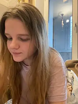 Snapshot of -MimmiLissa- chatting on 12/04/25, 06:44 -MimmiLissa- online show from 12/04/25, 06:44