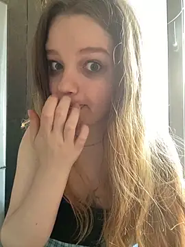 -MimmiLissa- online show from 04/12/26, 02:33