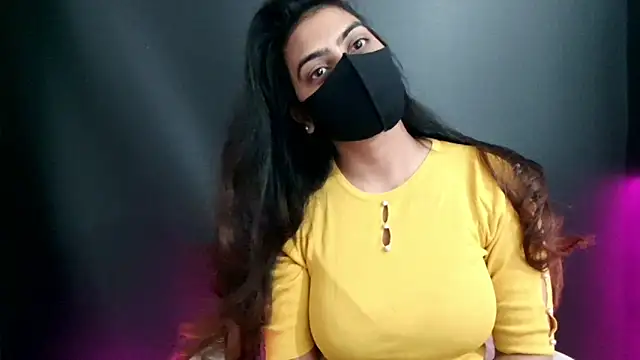 Snapshot of DesiZoya chatting on 07/17/26, 11:20 DesiZoya online show from 07/17/26, 11:20