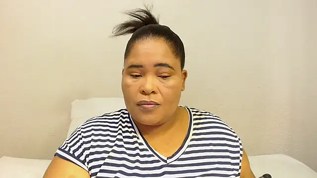 zandile online show from 10/20/25, 10:38