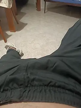 Snapshot of Bobby967 chatting on 04/01/26, 07:33 Bobby967 online show from 04/01/26, 07:33