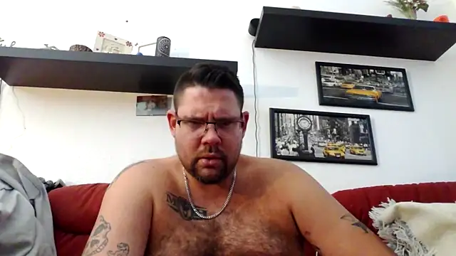 Snapshot of sexykevin17cm chatting on 02/06/26, 03:15 sexykevin17cm online show from 02/06/26, 03:15