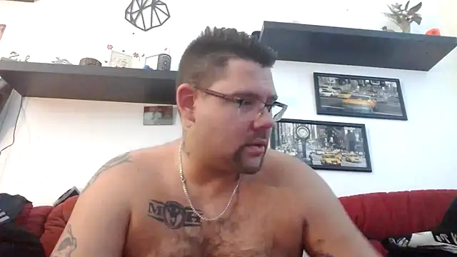 Snapshot of sexykevin17cm chatting on 02/13/26, 02:57 sexykevin17cm online show from 02/13/26, 02:57