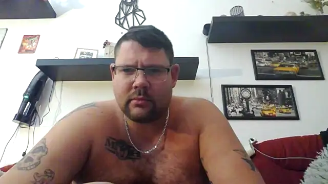 Snapshot of sexykevin17cm chatting on 04/10/26, 11:09 sexykevin17cm online show from 04/10/26, 11:09