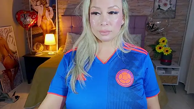 katalinahell2 online show from 07/04/26, 01:01