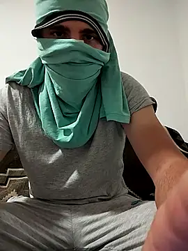 MrNoBoDy000 online show from 10/04/25, 05:49