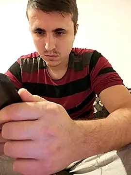 MrNoBoDy000 online show from 10/26/25, 09:59