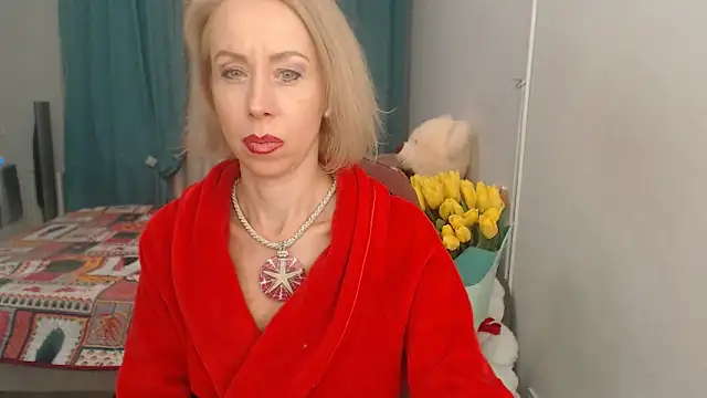 LuxuryNika online show from 03/08/25, 08:57