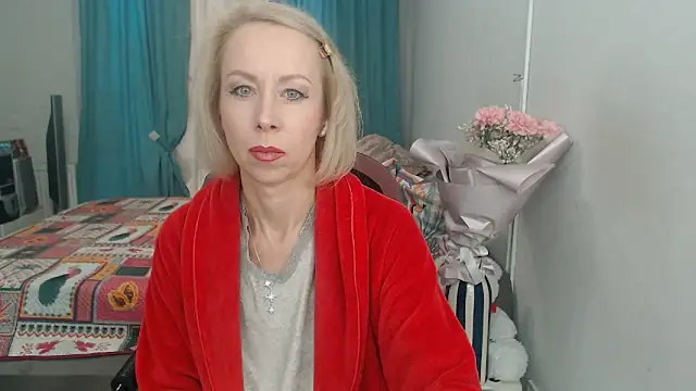 LuxuryNika online show from 10/08/25, 10:46