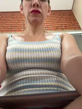 Gatitacarlita online show from 03/15/25, 11:51