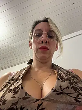 Gatitacarlita online show from 04/30/26, 09:30