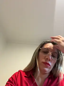 Gatitacarlita online show from 05/26/26, 07:21