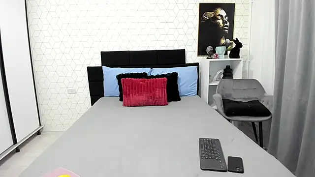 Heidix online show from 04/04/26, 02:54