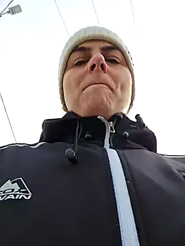 IsabelleCraft online show from 02/04/26, 10:54