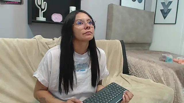 valevicious online show from 02/19/25, 10:20