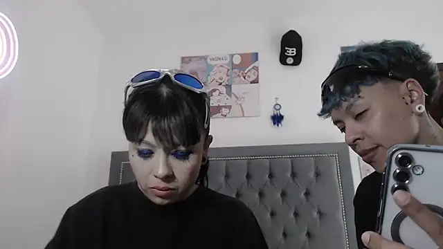 Snapshot of dulce_maria_x chatting on 12/22/24, 03:22 dulce maria x online show from 12/22/24, 03:22