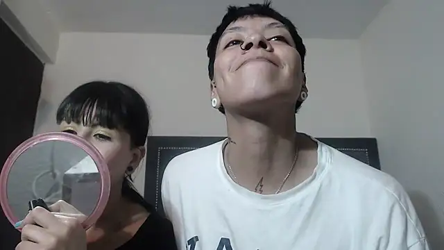 Snapshot of dulce_maria_x chatting on 01/12/25, 09:19 dulce maria x online show from 01/12/25, 09:19