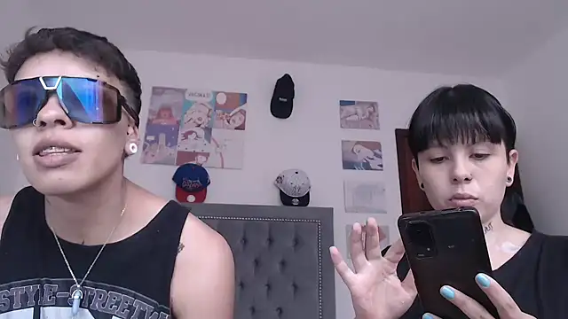 Snapshot of dulce_maria_x chatting on 02/22/25, 06:41 dulce maria x online show from 02/22/25, 06:41