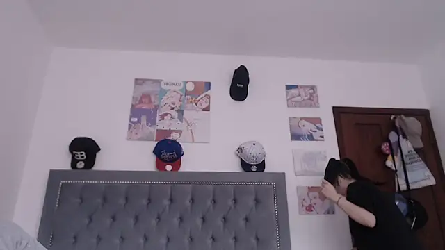 Snapshot of dulce_maria_x chatting on 02/23/25, 05:29 dulce maria x online show from 02/23/25, 05:29