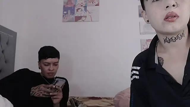 Snapshot of dulce_maria_x chatting on 09/14/25, 05:23 dulce maria x online show from 09/14/25, 05:23