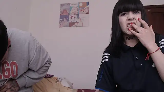 Snapshot of dulce_maria_x chatting on 09/19/25, 06:30 dulce maria x online show from 09/19/25, 06:30