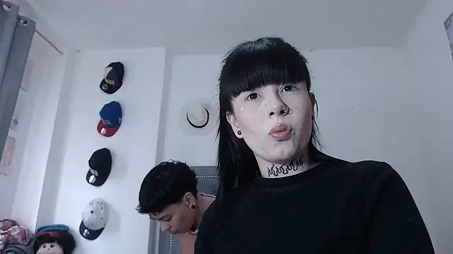 Snapshot of dulce_maria_x chatting on 09/27/25, 11:48 dulce maria x online show from 09/27/25, 11:48