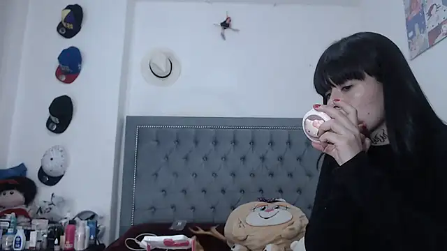 Snapshot of dulce_maria_x chatting on 09/30/25, 10:42 dulce maria x online show from 09/30/25, 10:42