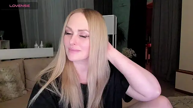 Libby Nora online show from 02/05/25, 03:52