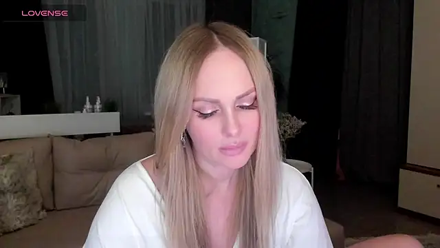 Libby Nora online show from 02/12/25, 03:16