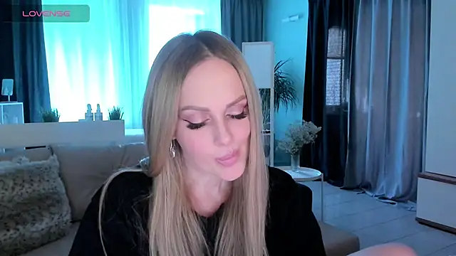 Libby Nora online show from 02/28/25, 12:52