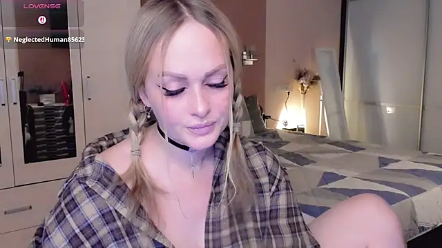 Libby Nora online show from 11/29/25, 11:46