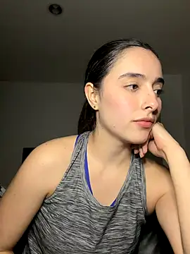 swrennn19 online show from 10/22/25, 12:44