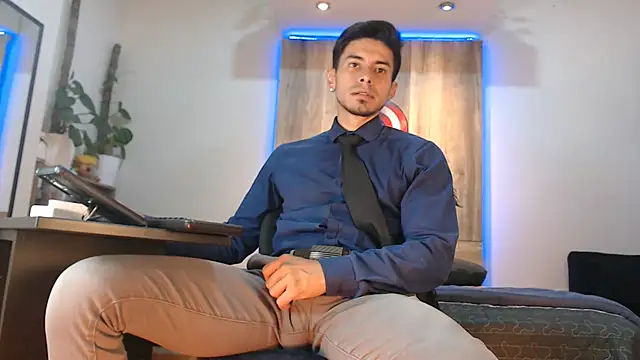 Andrew 4  online show from 02/10/26, 01:53