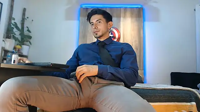 Andrew 4  online show from 02/18/26, 01:23