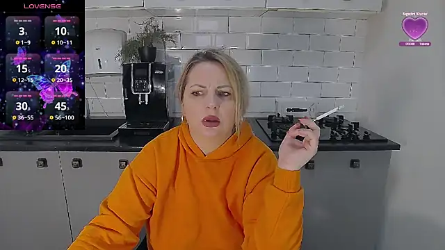 Snapshot of erikaerika chatting on 02/04/26, 08:53 erikaerika online show from 02/04/26, 08:53