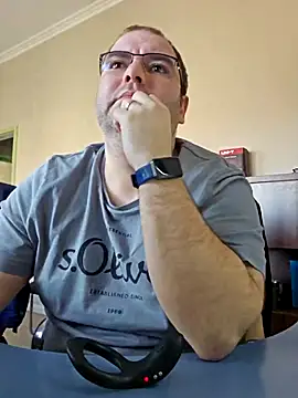 Andrew1900529 online show from 02/20/25, 08:17