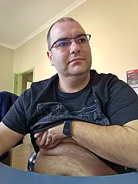 Andrew1900529 online show from 02/25/25, 12:03