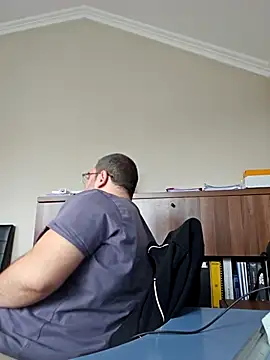 Andrew1900529 online show from 03/10/25, 12:48