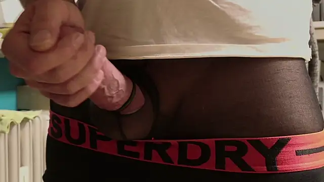 NylonHype online show from 04/24/26, 05:21