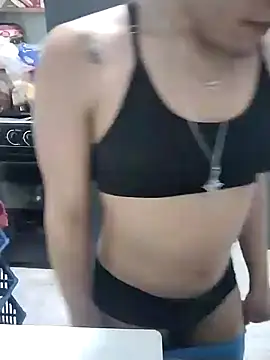 LUNAdeMARTE online show from 12/30/24, 03:47