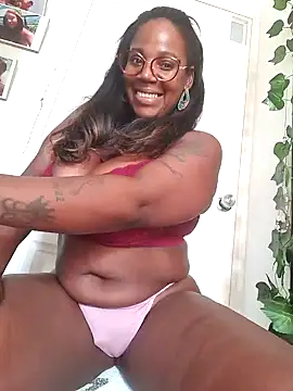 Adrilovechocolate online show from 12/11/24, 08:50