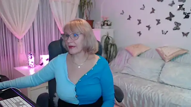 Ghertrude52 online show from 11/15/25, 04:10