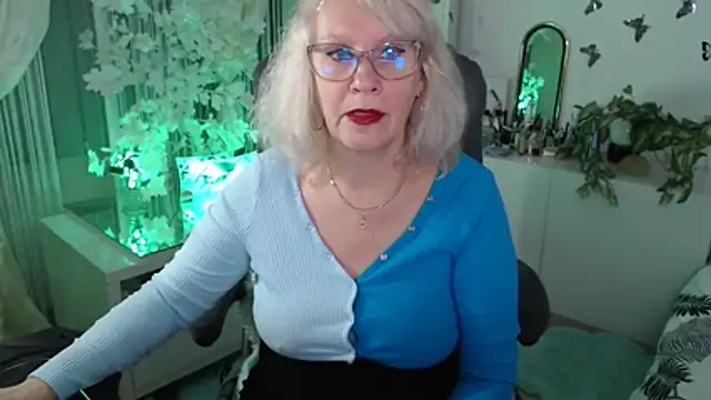 Ghertrude52 online show from 02/02/26, 04:33