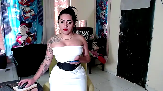 Sashaferrari2000 online show from 10/29/25, 12:40