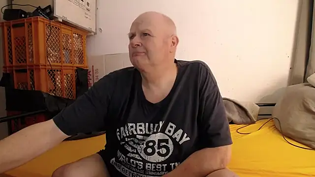 Vandrino online show from 02/17/26, 05:41