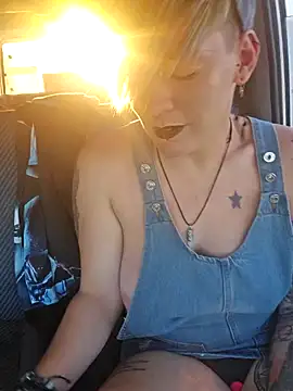 PinkTheHawk online show from 01/10/25, 07:25