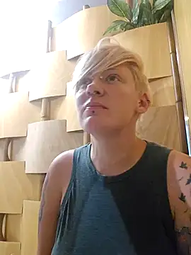 PinkTheHawk online show from 02/09/25, 06:58