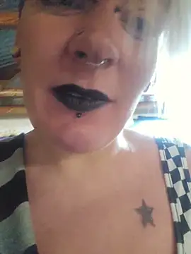 PinkTheHawk online show from 10/19/25, 11:16